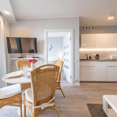 Horyzont Z Widokiem Na Morze - Visitopl Apartamento Miedzyzdroje